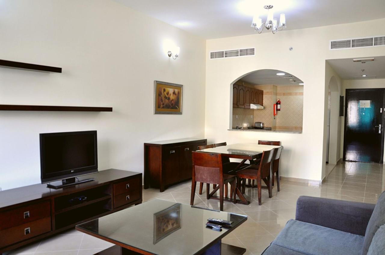Care Holiday Homes Apartments Barsha Heights Дубай Экстерьер фото